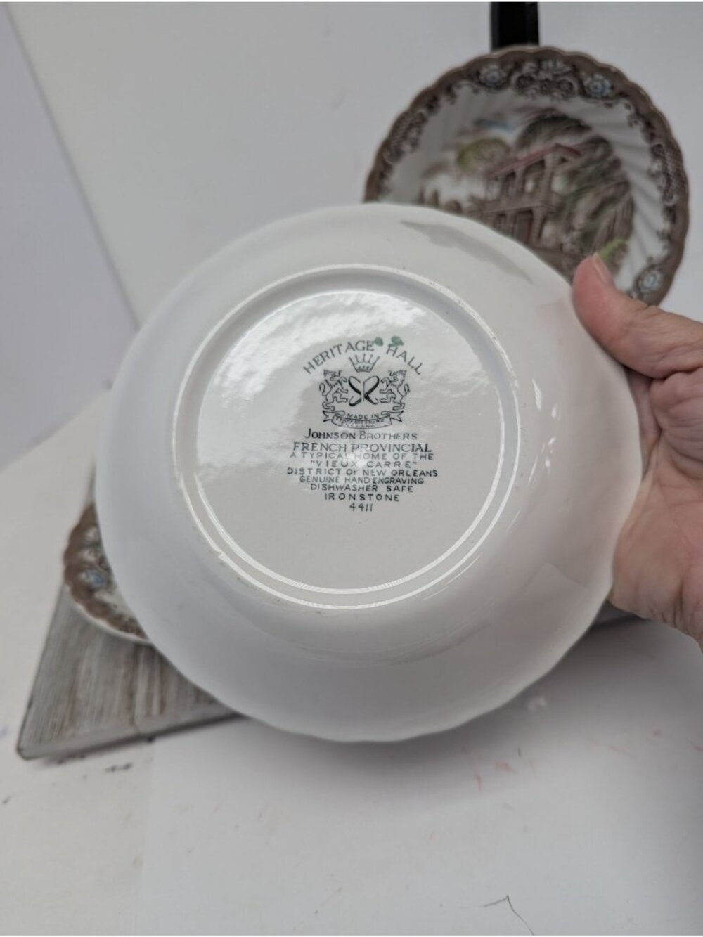 Vintage Set 3 Johnson Bros Cereal Soup Bowls Heritage Hall French Provincial 7" - Picture 5 of 6